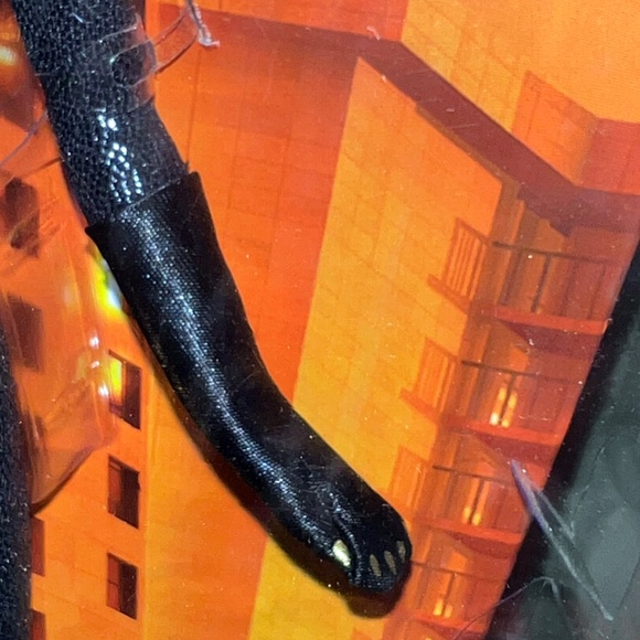 Retro Catwoma 12" Doll - Picture 5 of 11